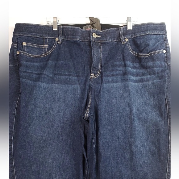 🌸Torrid Bombshell Boyfriend Skinny Jeans Women plus size 26R🌸 - Picture 11 of 16